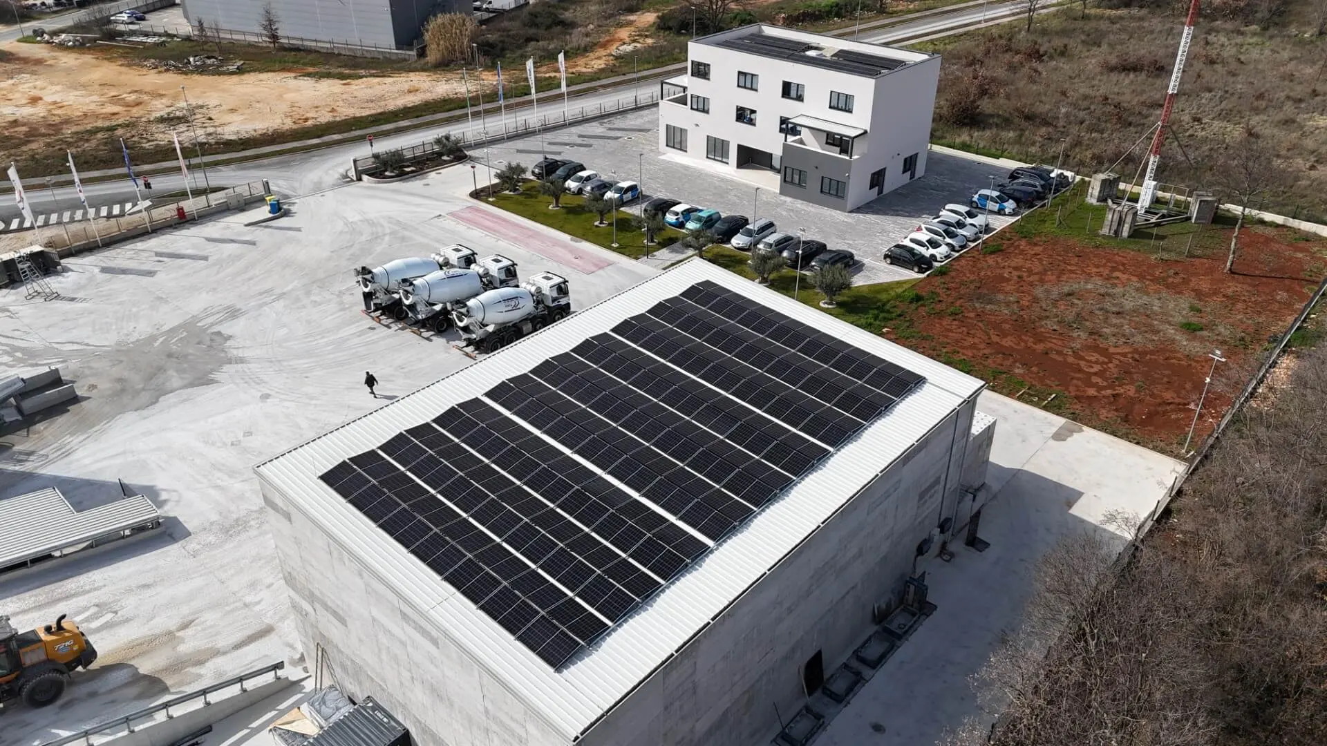 Industrijska fotonaponska elektrana 81,63 kWp u Poreču